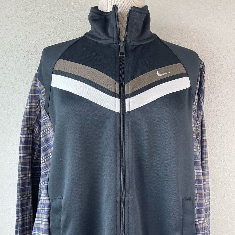 Nike Full Zip Customized Jacket Size M EUC - Picture 2 of 7